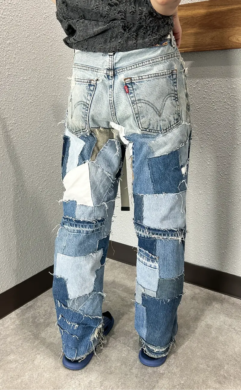 背面から見たリメイクデニム