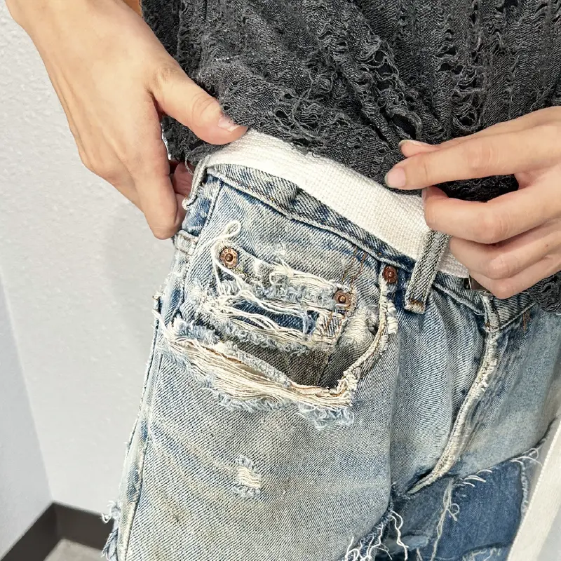 デニム試着、ポケットのディテール