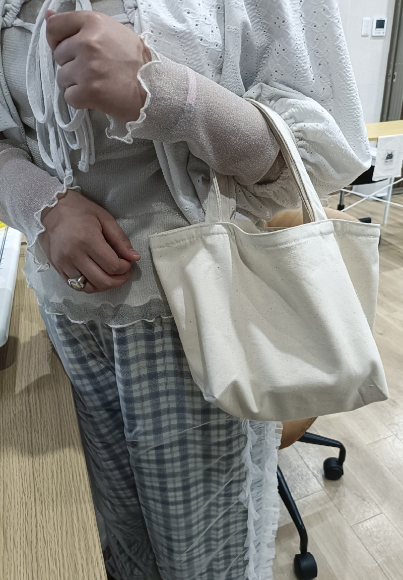 完成したランチトートバック